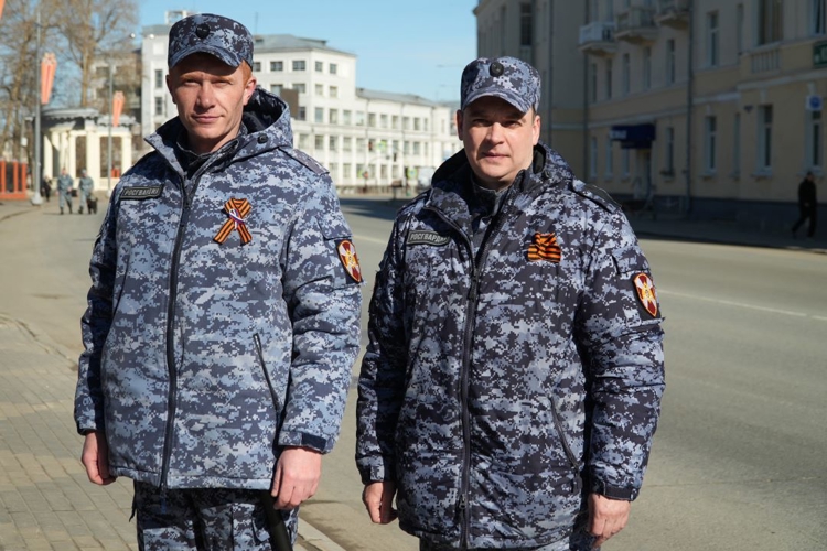Сотрудники Росгвардии приняли участие в обеспечении безопасности легкоатлетической эстафеты в Архангельске