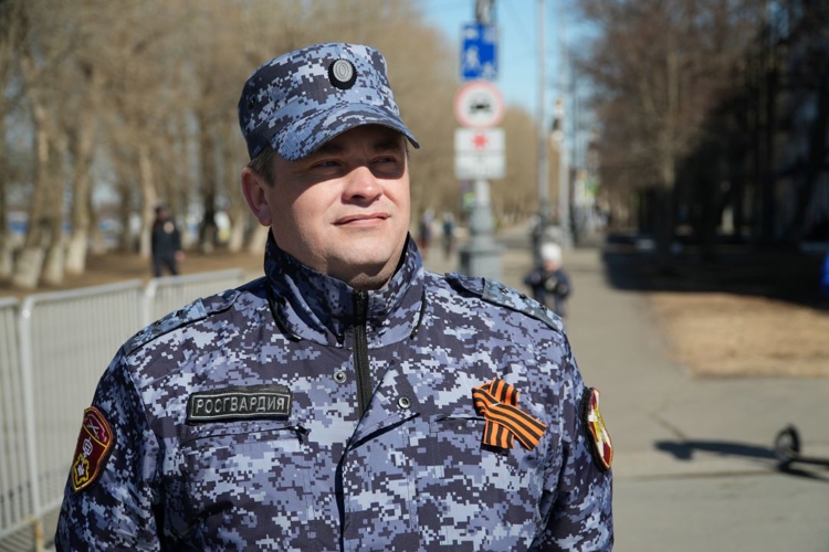 Сотрудники Росгвардии приняли участие в обеспечении безопасности легкоатлетической эстафеты в Архангельске