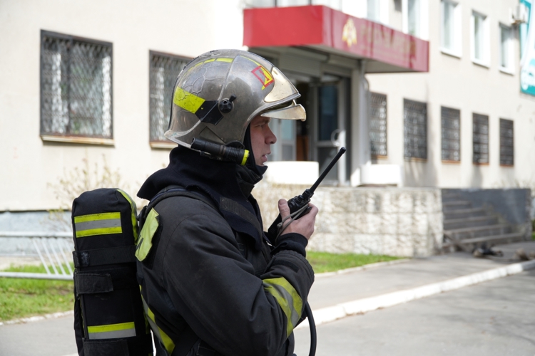 В Архангельске прошло совместное пожарно-тактическое учение Росгвардии и МЧС России