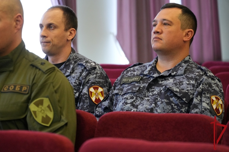 Занятие с руководителями групп военно-политической подготовки состоялось в Управлении Росгвардии по Архангельской области