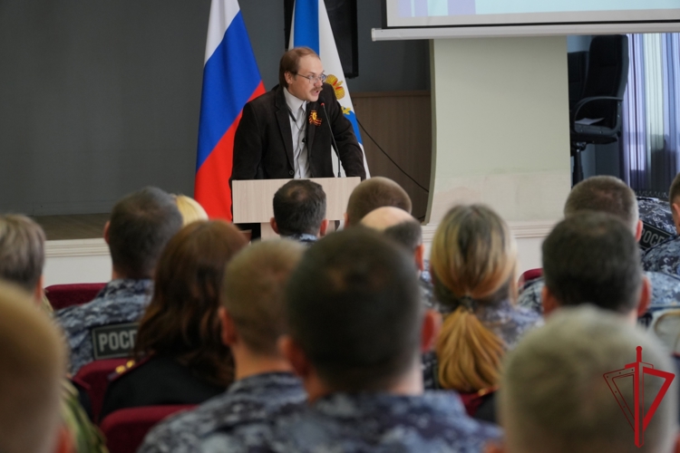 В Управлении Росгвардии по Архангельской области прошла лекция о глобальном контексте украинского кризиса