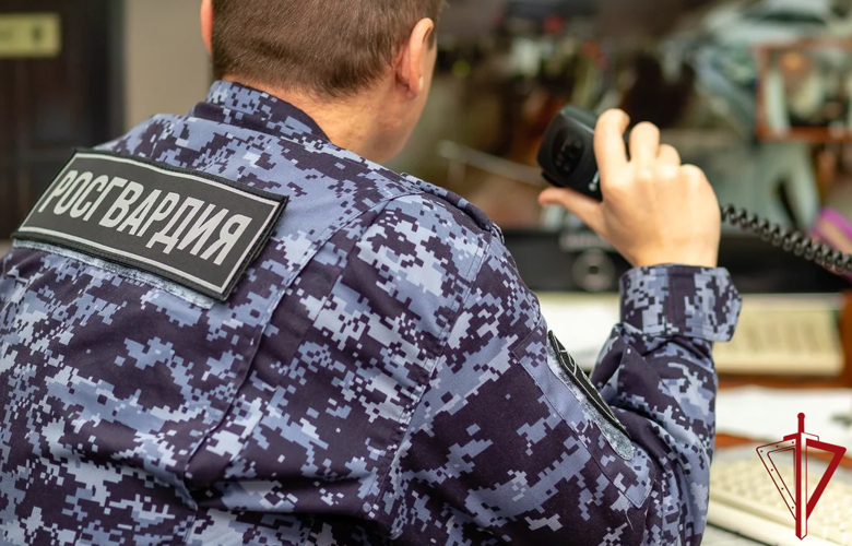 Наряд Росгвардии задержал объявленного в розыск жителя Мирного