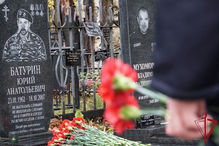 18 октября — день памяти погибшего офицера СОБР Юрия Батурина