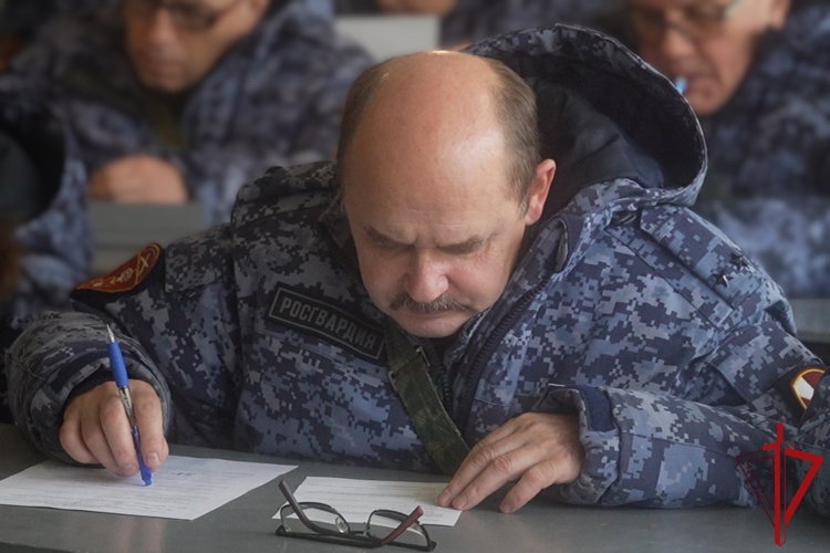 В Архангельской области подразделения Росгвардии успешно сдали итоговую проверку за год