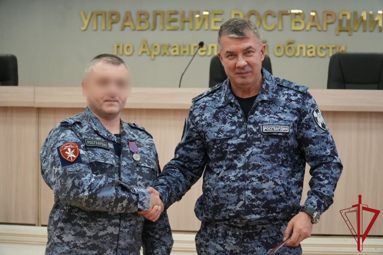 В Архангельске офицерам Росгвардии – участникам СВО вручены государственные награды