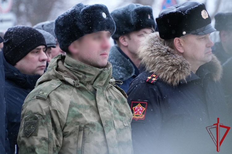 Офицеры Росгвардии приняли участие в памятном мероприятии, посвященном Дню Героев Отечества