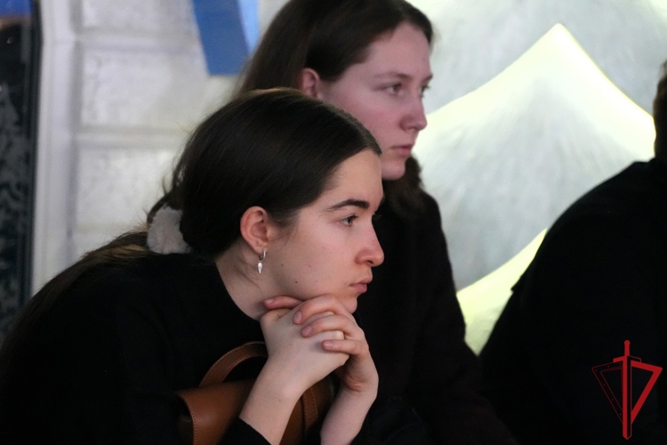 В Архангельске продолжается экскурсионная программа для детей участников СВО