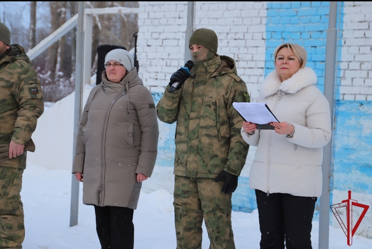 Представители Росгвардии помогли в проведении военизированной эстафеты для школьников Поморья