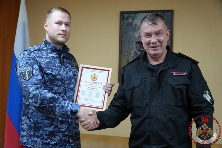 Генерал-майор полиции Андрей Горбунов поздравил сотрудников и ветеранов госконтроля и ЛРР Росгвардии