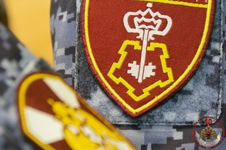 В Архангельске экипаж Росгвардии задержал подозреваемого в краже алкогольной продукции