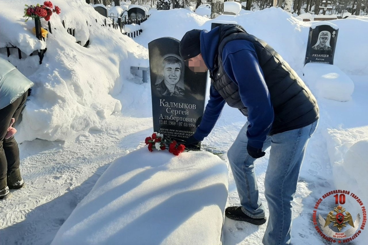 В Архангельске почтили память сотрудника ОМОН