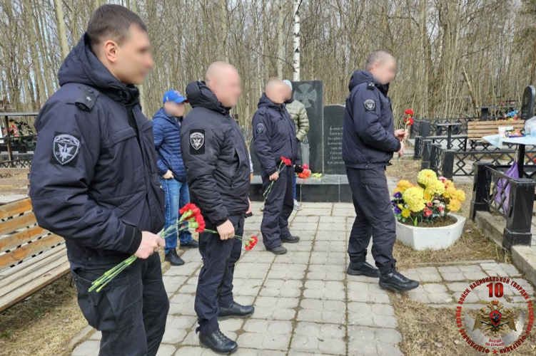 Архангельские омоновцы почтили память погибшего товарища