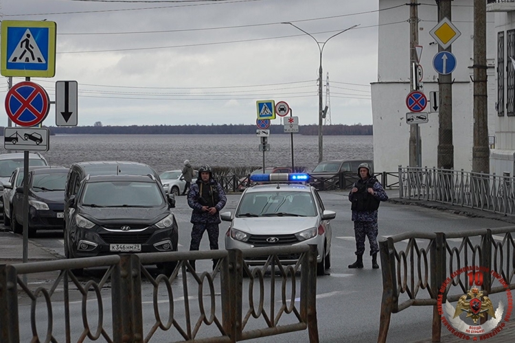 В Архангельске на объекте Росгвардии прошли межведомственные пожарно-тактические учения