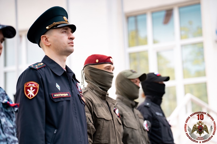 В Архангельске представители Росгвардии приняли участие в мероприятиях, посвящённых Дню России