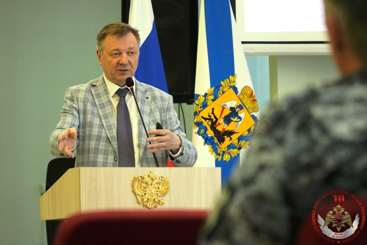 Эксперт Российского общества «Знание» рассказал росгвардейцам Архангельской области о предпосылках и первых месяцах Великой Отечественной войны
