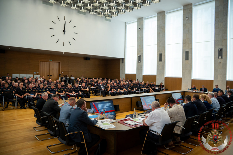 Руководитель управления вневедомственной охраны Росгвардии по Архангельской области принял участие во Всероссийском совещании-семинаре в Нижнем Новгороде
