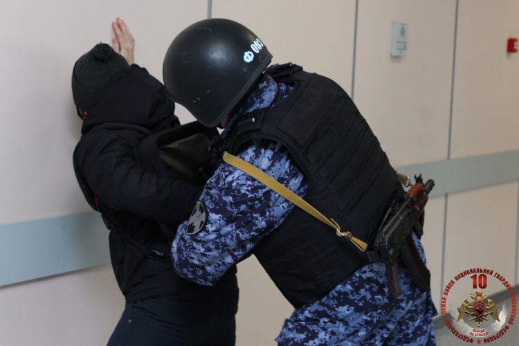 Росгвардейцы задержали подсудимого жителя Северодвинска, объявленного в розыск